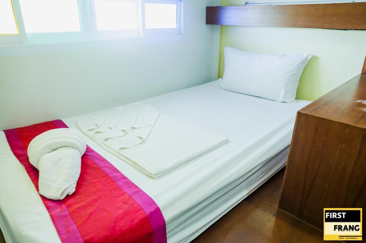 First And Frang Hotel - Koh Phangan Тонгсала Екстериор снимка